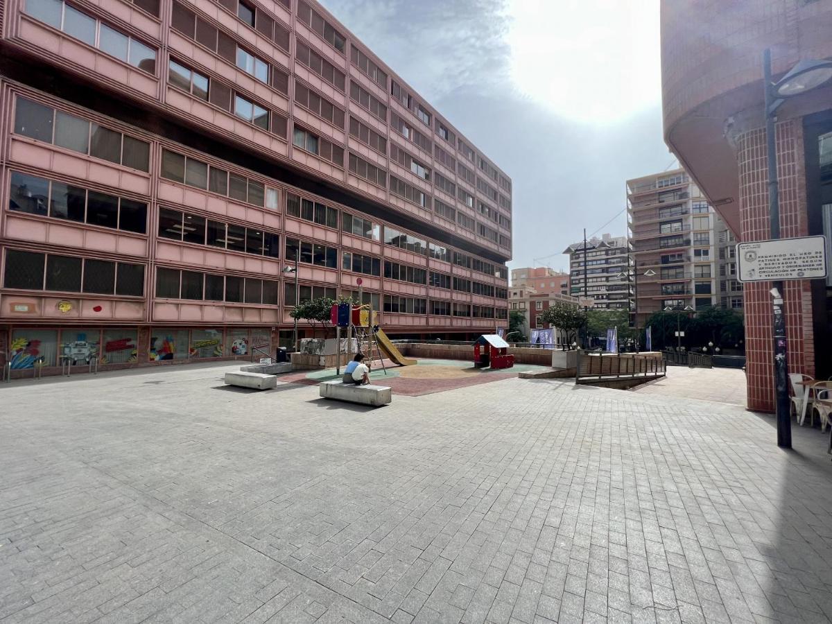 Cozy San Cristobal Apartment In Heart Of Alicante Ngoại thất bức ảnh