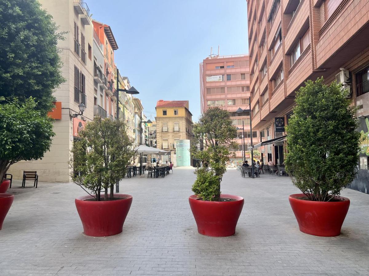 Cozy San Cristobal Apartment In Heart Of Alicante Ngoại thất bức ảnh